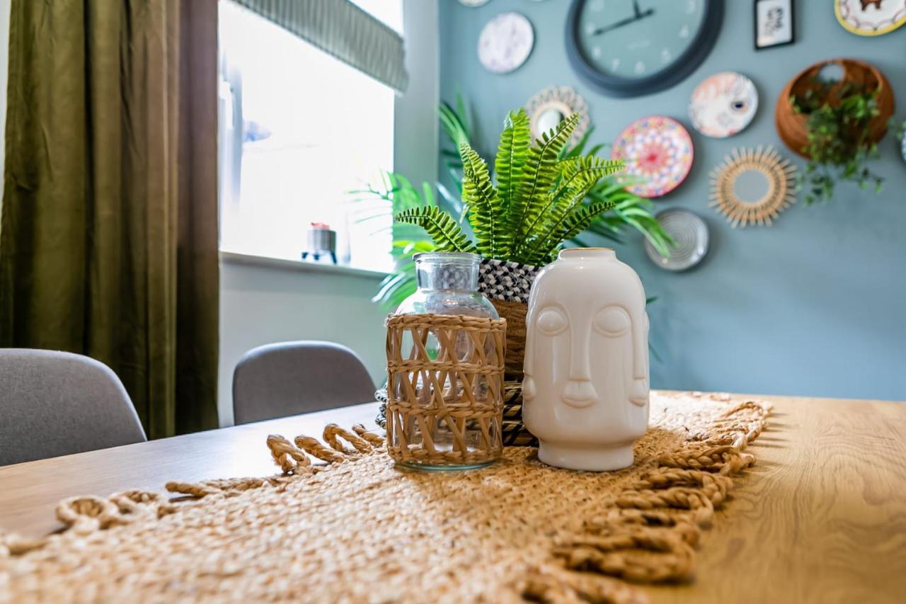 Boho Chic - Stylish In Centre, Sleeps 4 Darlington (Durham)