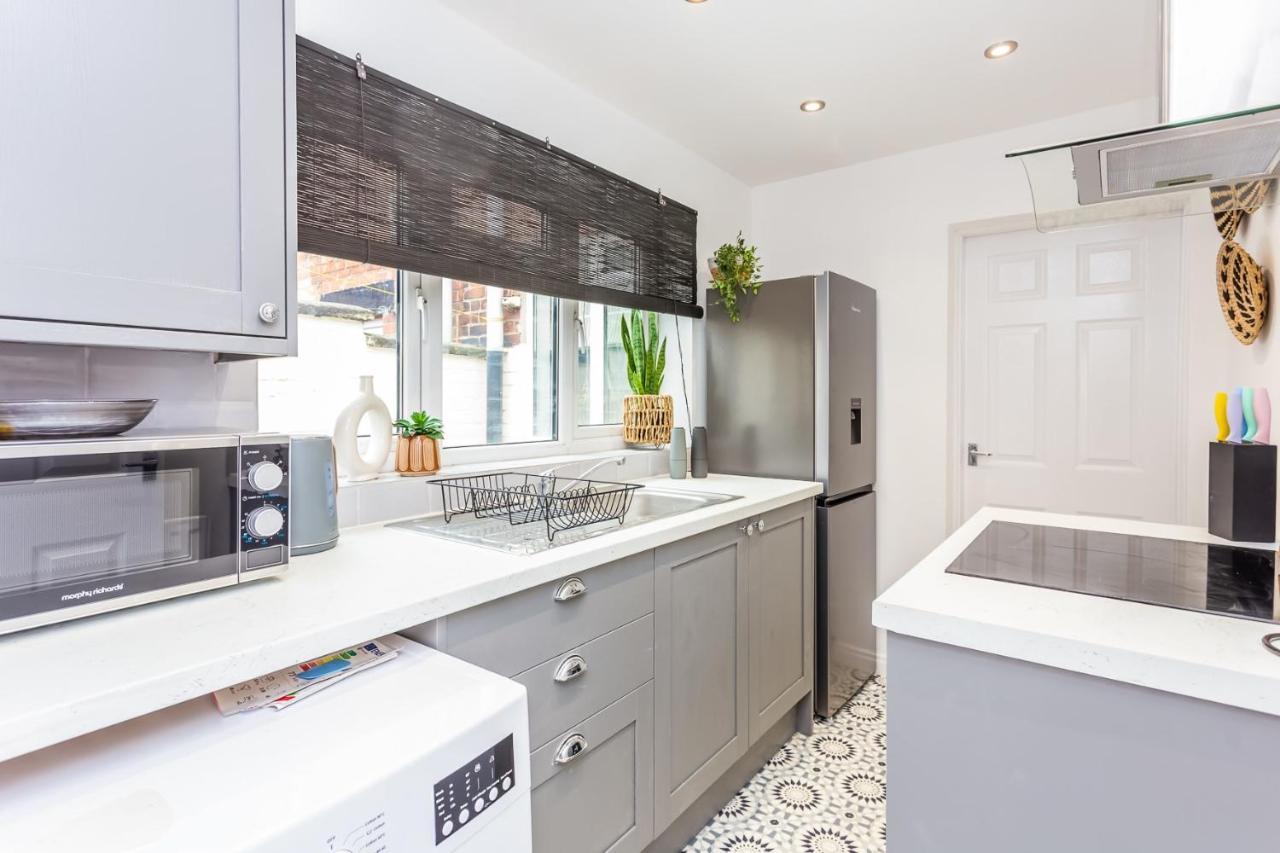 Boho Chic - Stylish In Centre, Sleeps 4