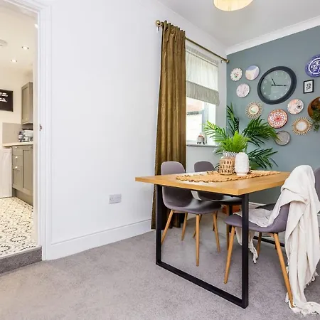 Boho Chic - Stylish Home In City Centre, Sleeps 4 Darlington  Exterior photo